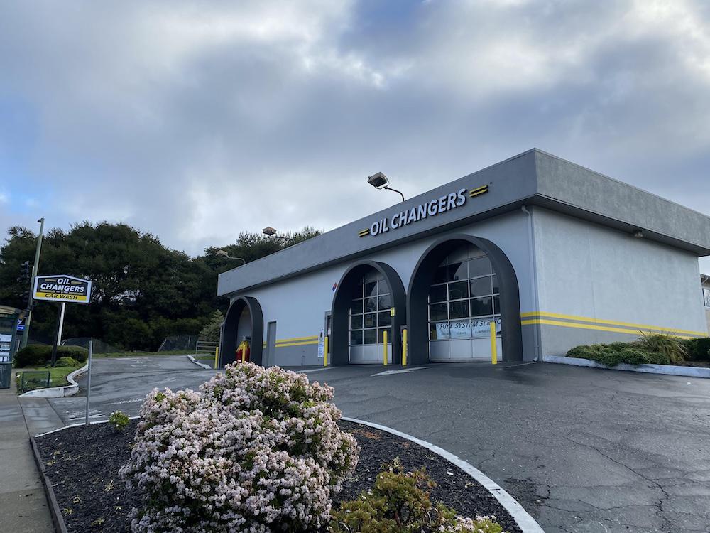 Oil Changers & Car Wash